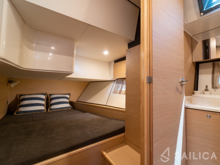 D&D Kufner 54 - Yacht Charter Sailica