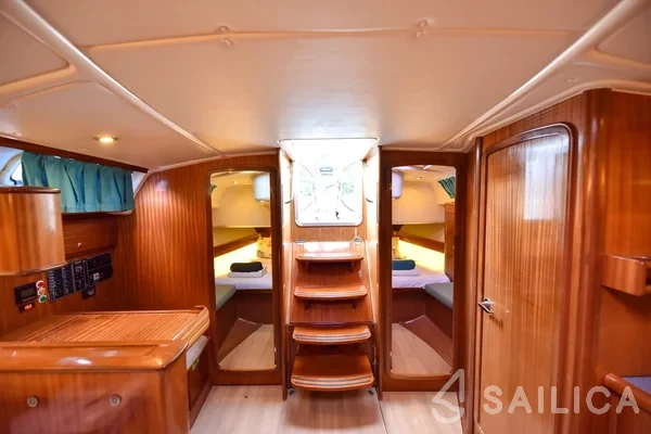Bavaria 44 - Yacht Charter Sailica