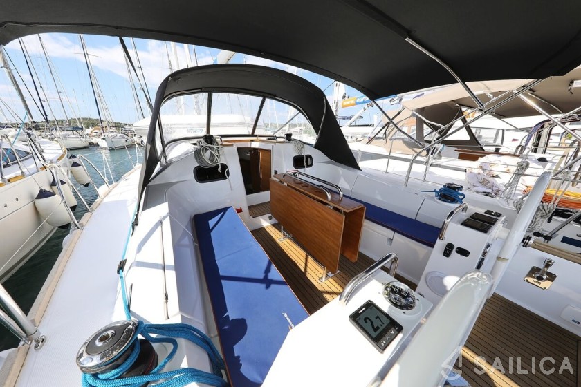 Elan Impression 40.1 - Yacht Charter Sailica