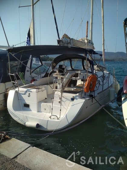 Bavaria 37 Cruiser - Yacht Charter Sailica