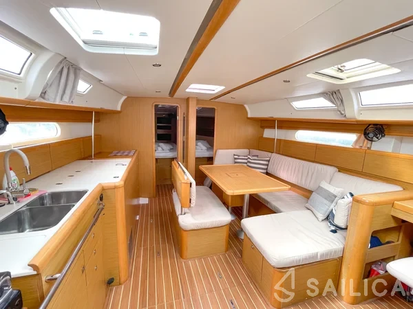 Sun Odyssey 44i - Yacht Charter Sailica