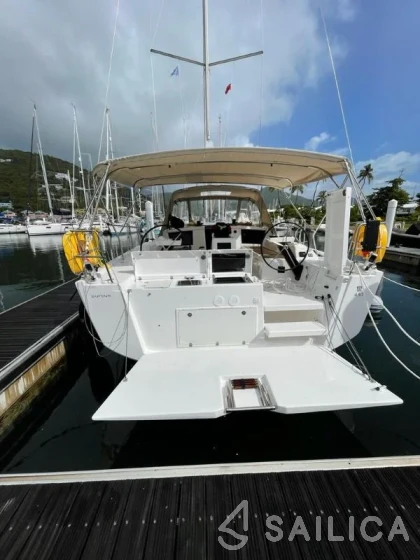 Dufour 430 - Yacht Charter Sailica
