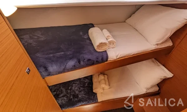 Dufour 430 - Yacht Charter Sailica