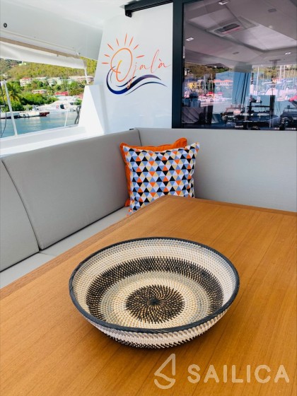 Tanna 47 - Yacht Charter Sailica