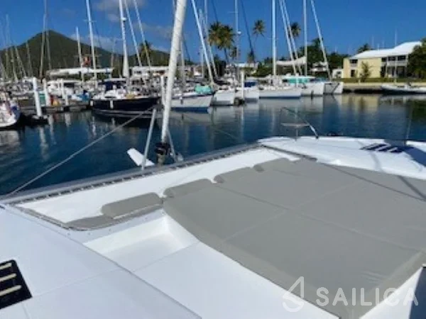Tanna 47 - Yacht Charter Sailica