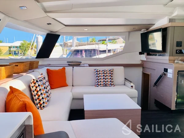 Tanna 47 - Yacht Charter Sailica