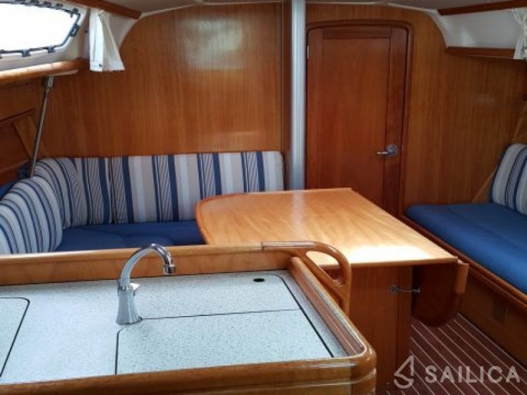 Bavaria 34 Cruiser - Yacht Charter Sailica