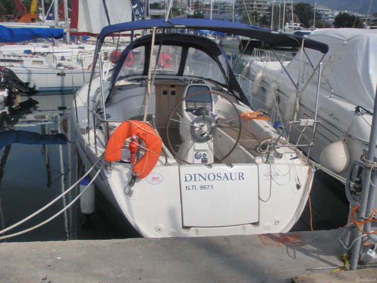 Bavaria 34 Cruiser - Yacht Charter Sailica