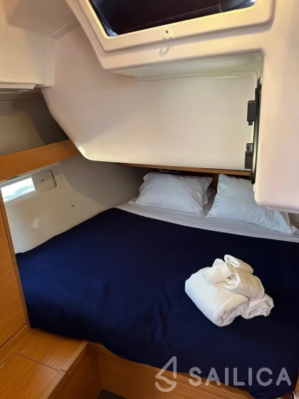 Dufour 430 - Yacht Charter Sailica