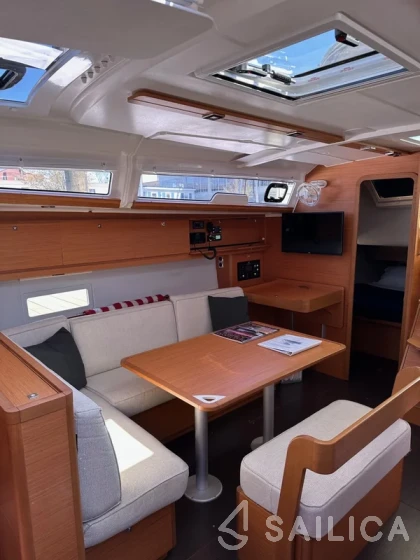 Dufour 430 - Yacht Charter Sailica