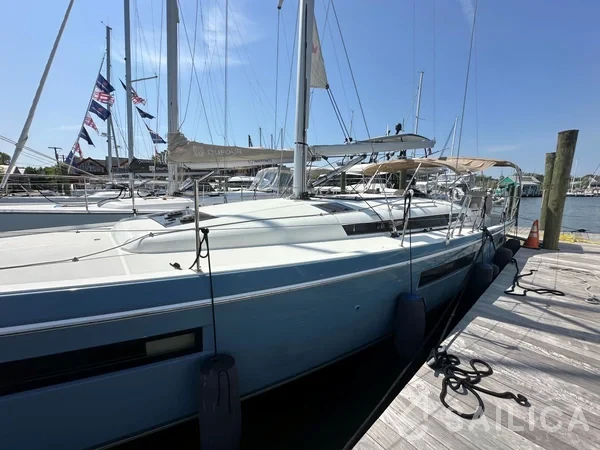Sun Odyssey 440 - Yacht Charter Sailica