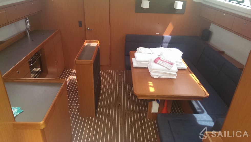 Bavaria Cruiser 46 - Yacht Charter Sailica