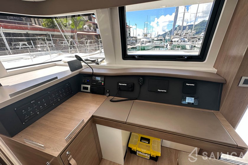 Bali 4.8  - Yacht Charter Sailica