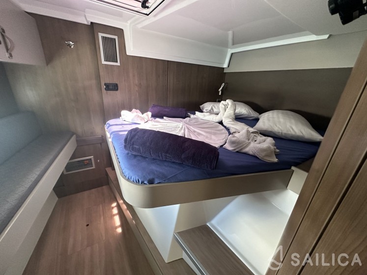 Bali Catspace - Yacht Charter Sailica