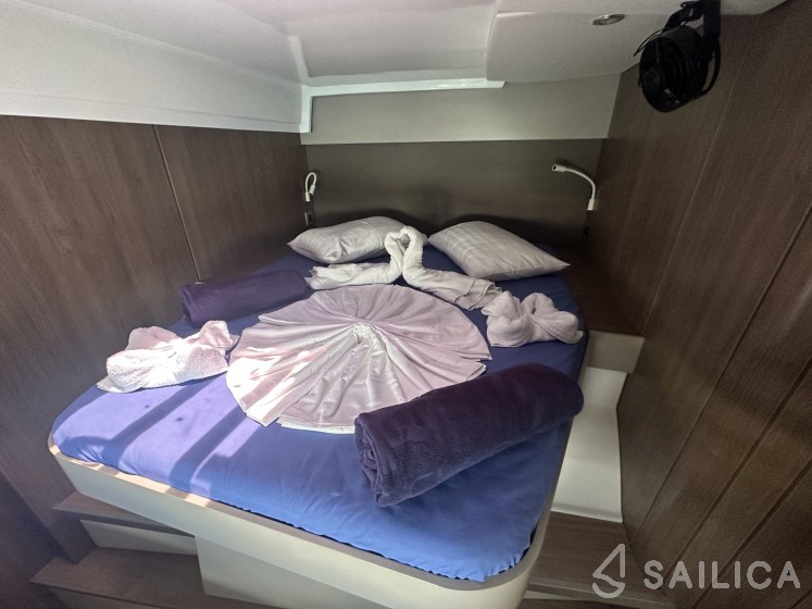Bali Catspace - Yacht Charter Sailica
