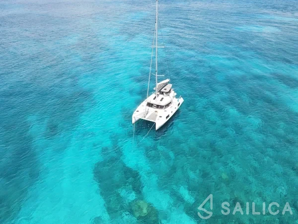 Nautitech 46 Fly - Yacht Charter Sailica