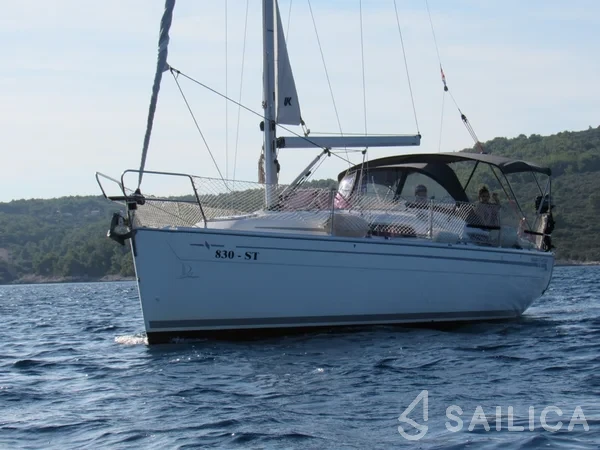 Bavaria 31 Cruiser - Yacht Charter Sailica