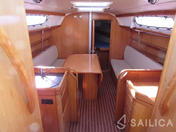 Bavaria 31 Cruiser - Yacht Charter Sailica