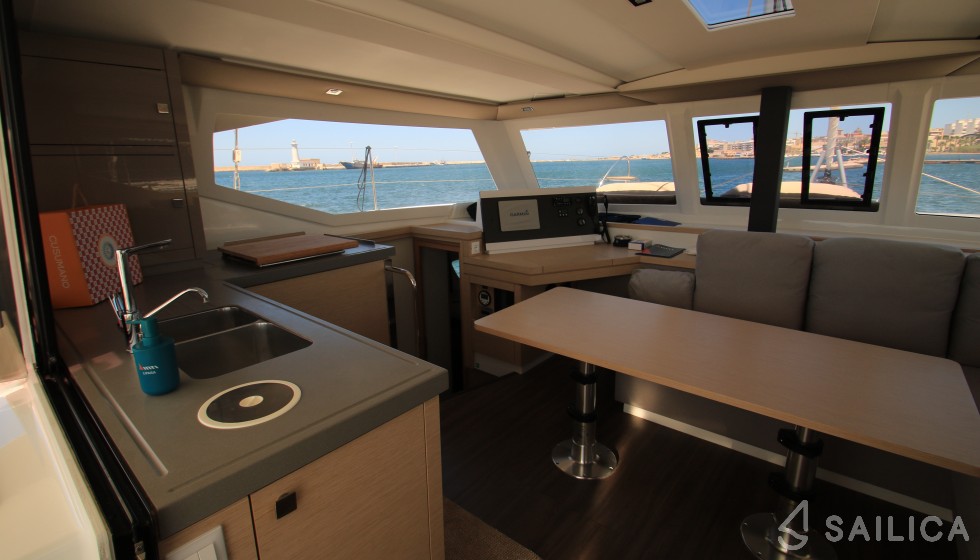 Lucia 40 - Yacht Charter Sailica