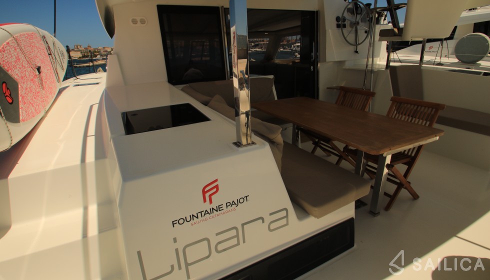 Lucia 40 - Yacht Charter Sailica