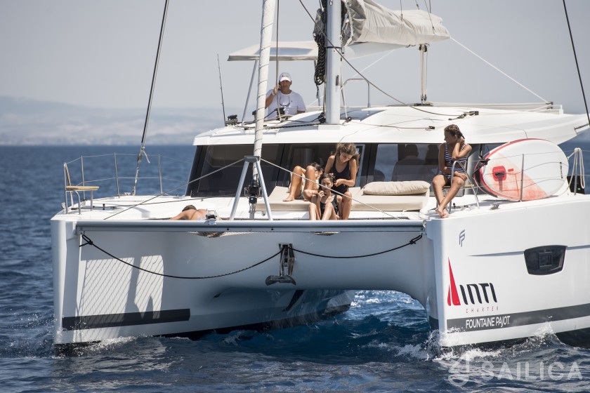 Lucia 40 - Yacht Charter Sailica