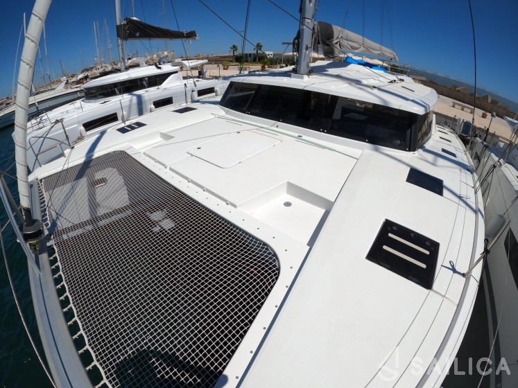 Saona 47 - Yacht Charter Sailica