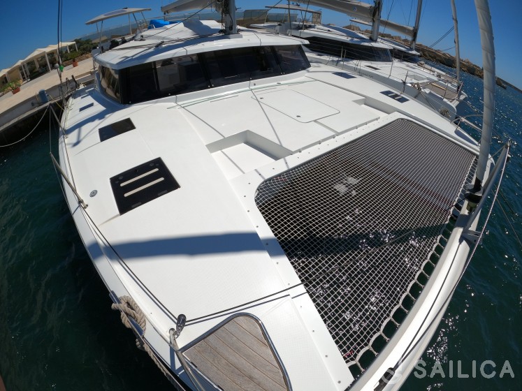 Saona 47 - Yacht Charter Sailica