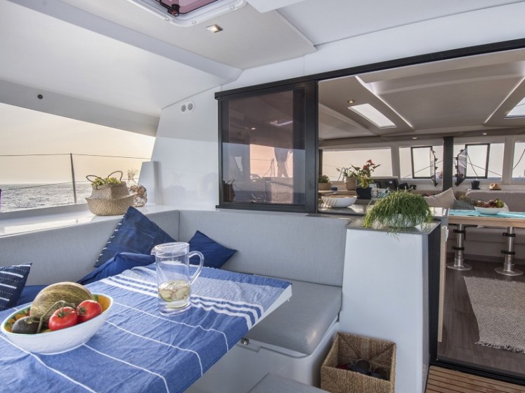 Astréa 42 - Yacht Charter Sailica