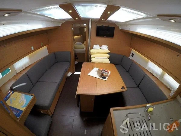 Dufour 390 Grand Large - Yacht Charter Sailica