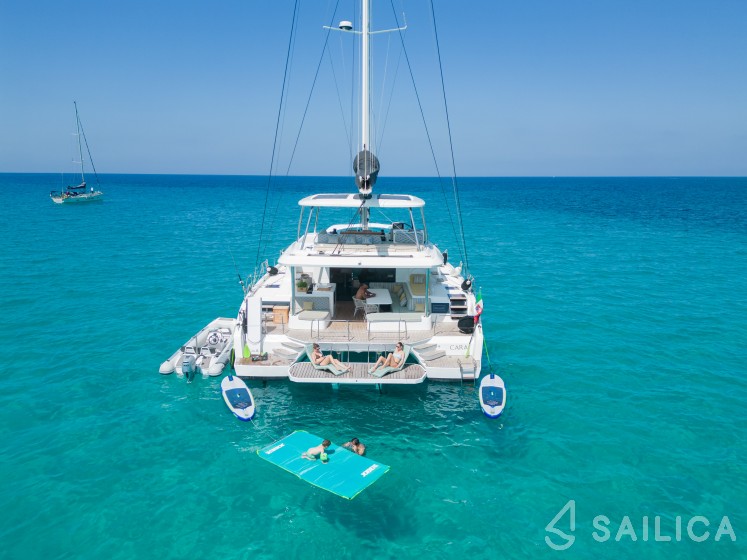 Lagoon 55 - Yacht Charter Sailica