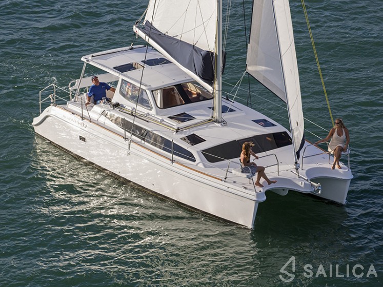 Gemini Legacy 35 - Yacht Charter Sailica
