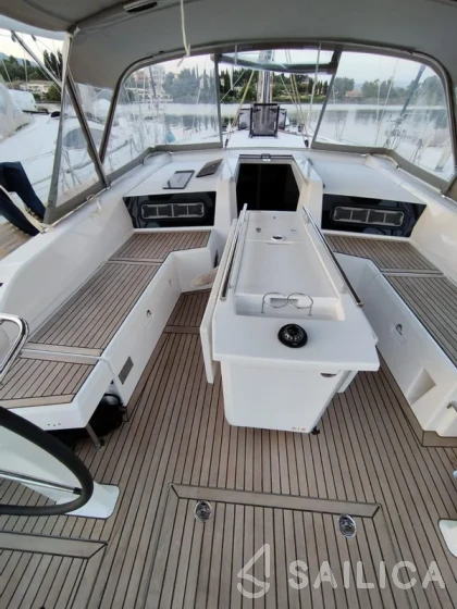 Oceanis 46.1 - Yacht Charter Sailica