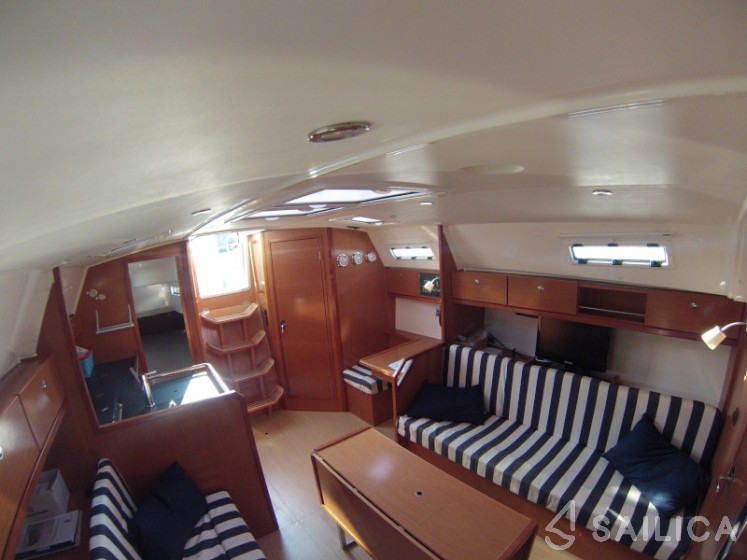Bavaria 36 Cruiser - Yacht Charter Sailica