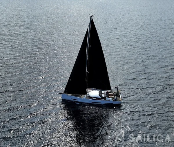 Elan GT6 - Yacht Charter Sailica