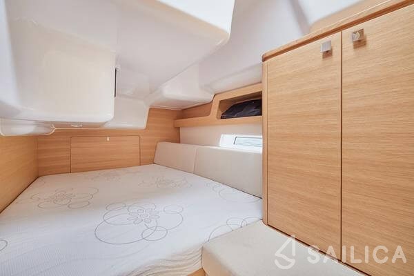 Elan GT6 - Yacht Charter Sailica