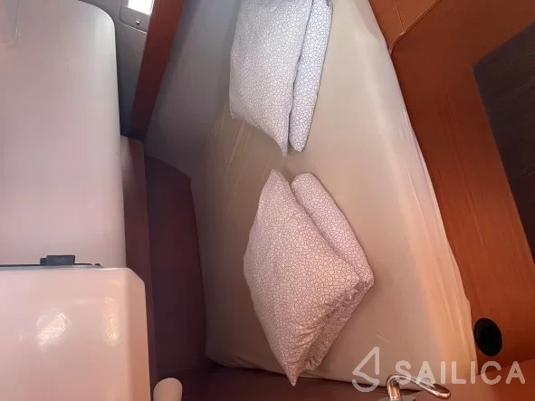 Dufour 460 GL - Yacht Charter Sailica