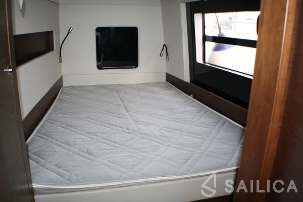 Nautitech 46 Fly - Yacht Charter Sailica