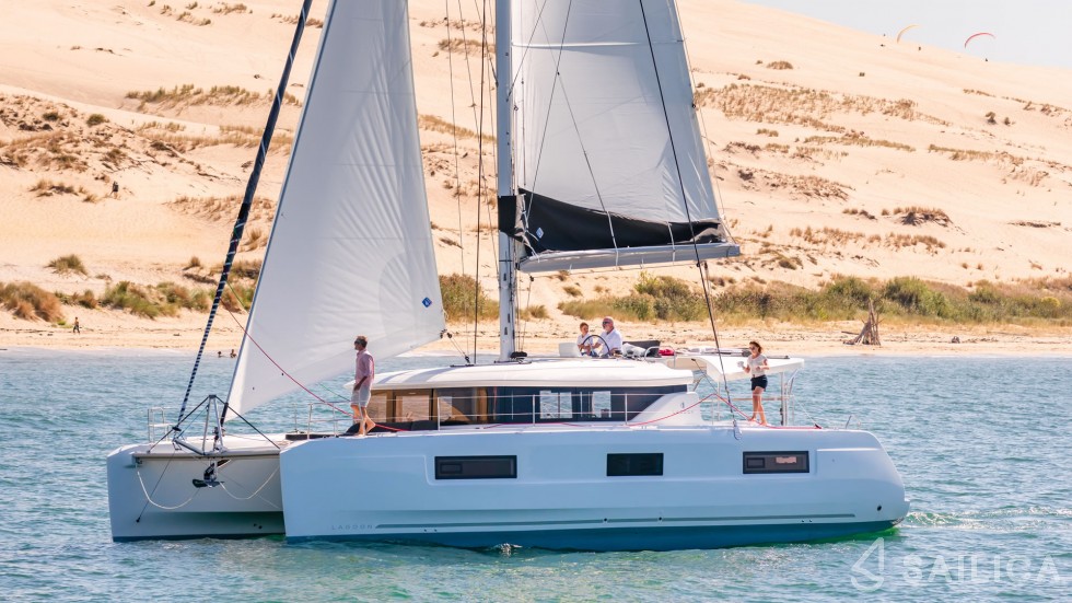 Lagoon 46  - Yacht Charter Sailica
