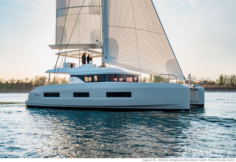 Lagoon 55 - Yacht Charter Sailica
