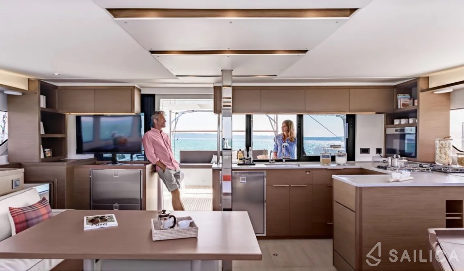 Lagoon 46  - Yacht Charter Sailica