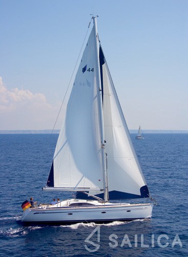 Bavaria 44 - Yacht Charter Sailica