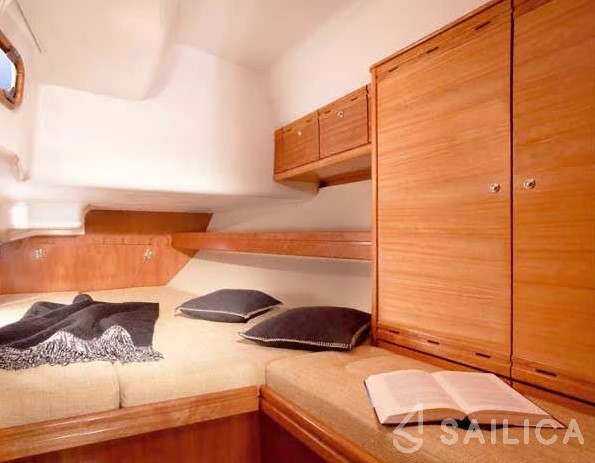 Bavaria 44 - Yacht Charter Sailica