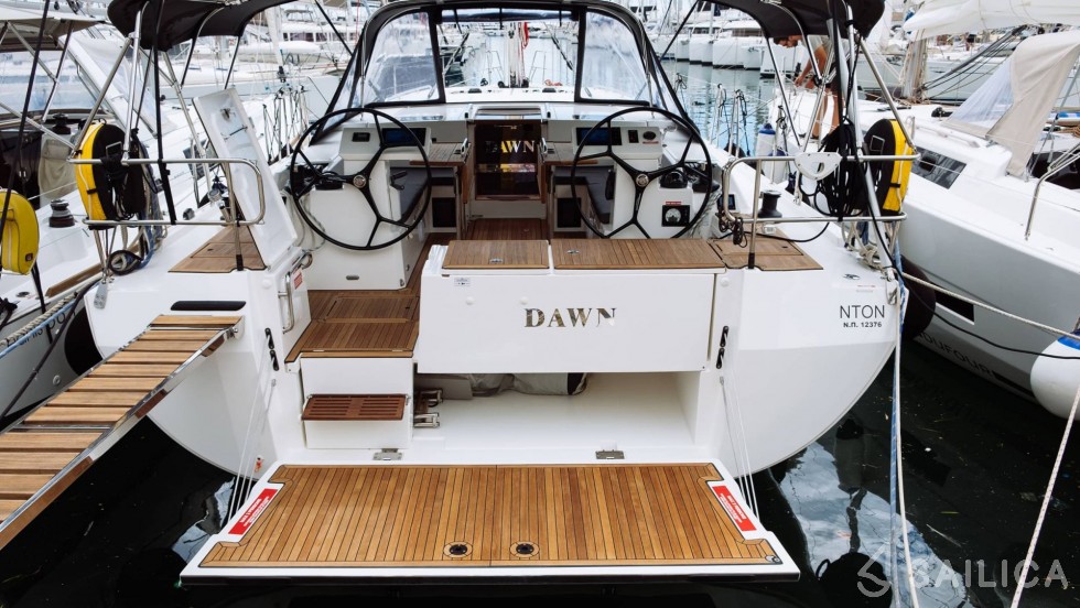 Bavaria C45 - Yacht Charter Sailica