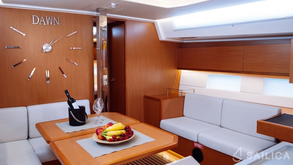 Bavaria C45 - Yacht Charter Sailica