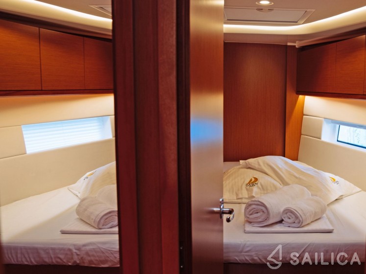 Bavaria C45 - Yacht Charter Sailica