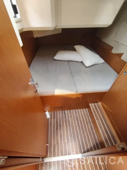 Bavaria C42 - Yacht Charter Sailica
