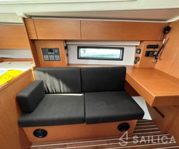 Bavaria C42 - Yacht Charter Sailica