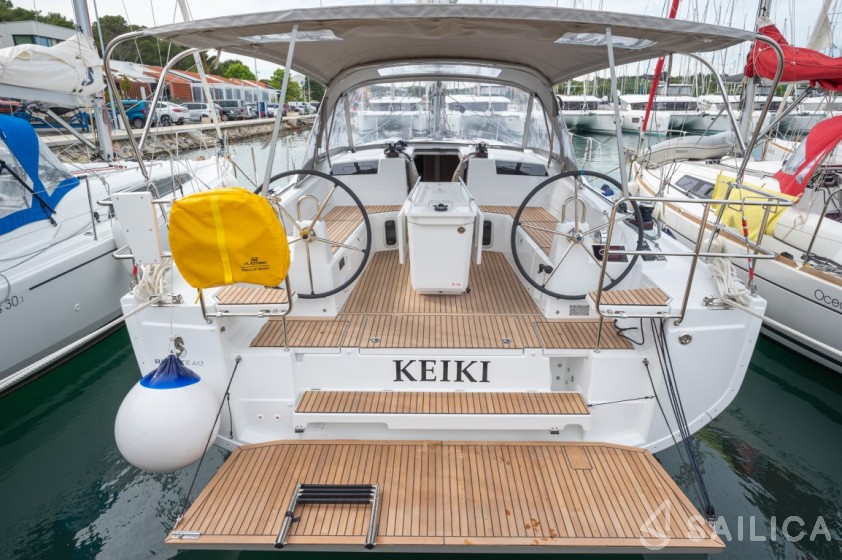 Oceanis 40.1 - Yacht Charter Sailica
