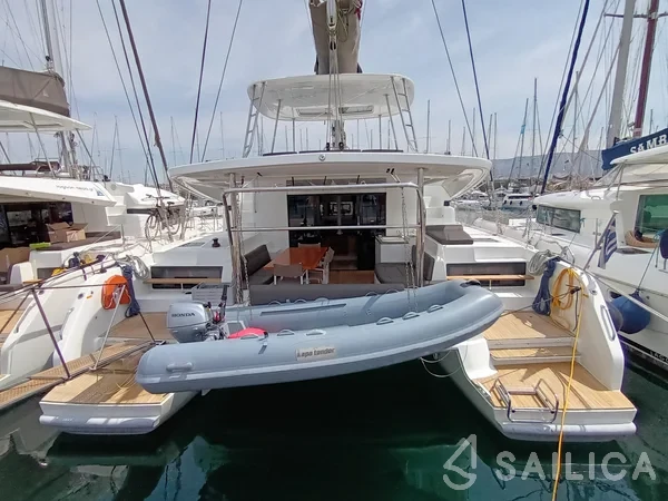 Lagoon 50 - Yacht Charter Sailica