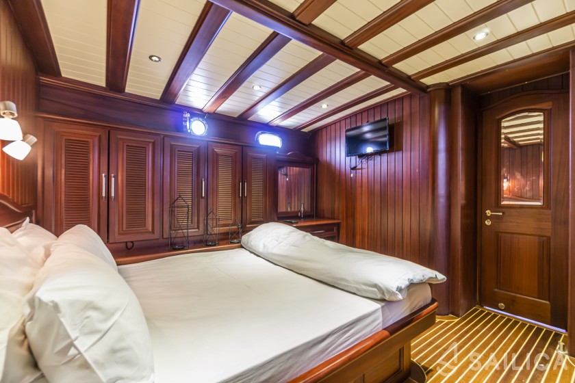 Gulet - Yacht Charter Sailica